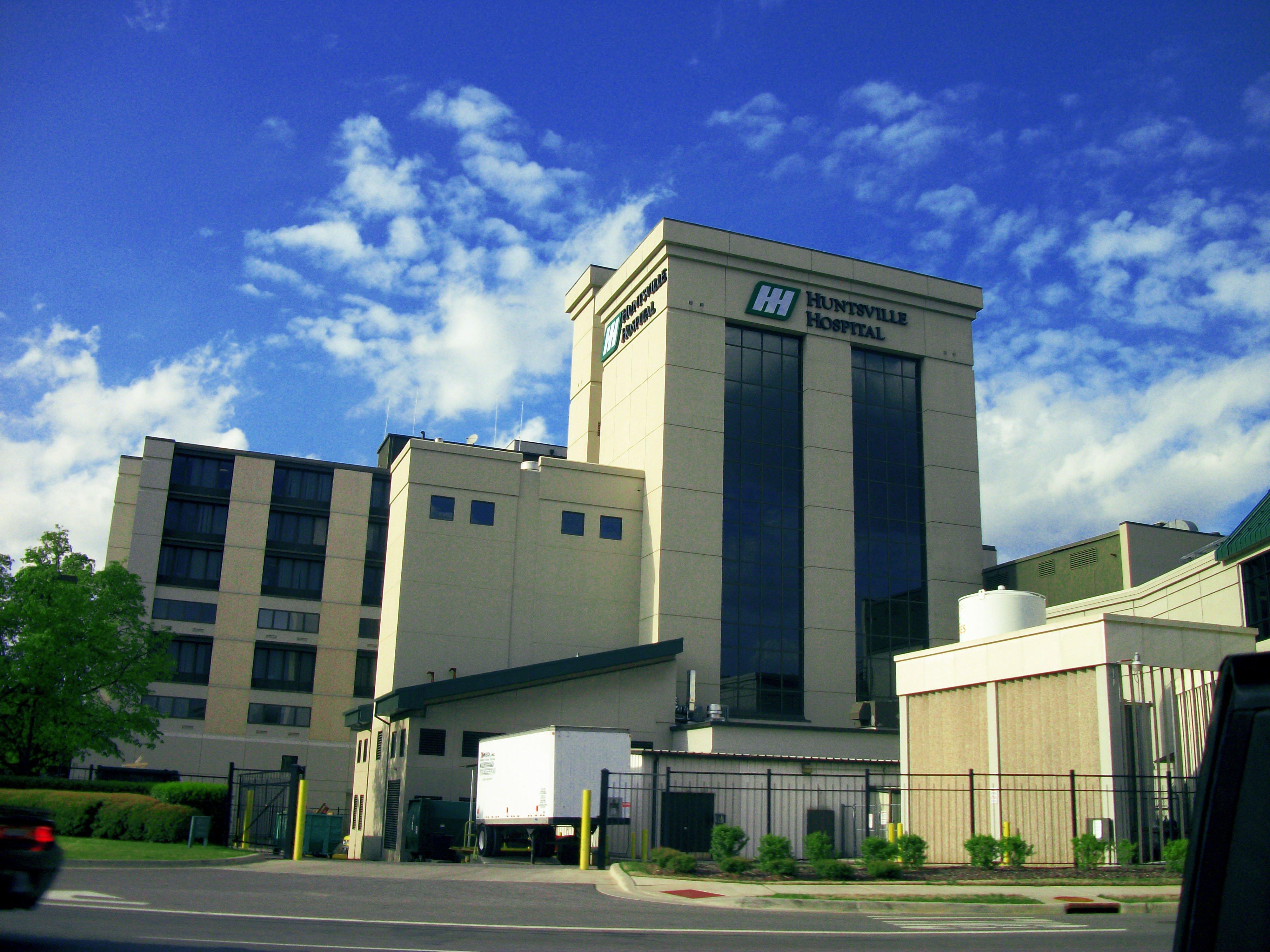 Sonesta Simply Suites Huntsville Research Park Екстер'єр фото