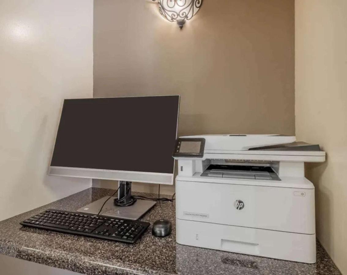 Sonesta Simply Suites Huntsville Research Park Екстер'єр фото